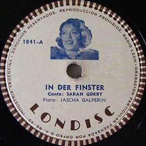 שרה גורבי – בחשיכה